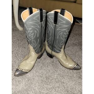 Nocona Western Cowboy Boots Two Toned Size 6 B Style  36992 L 71